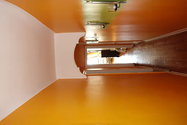 Sold by Ingram & Hebron Realty Corp | media 27