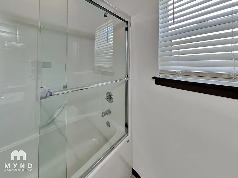 2753 S 124th Ln — Photo 24