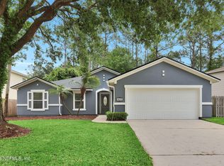 865 Collinswood Dr W, Jacksonville, FL 32225