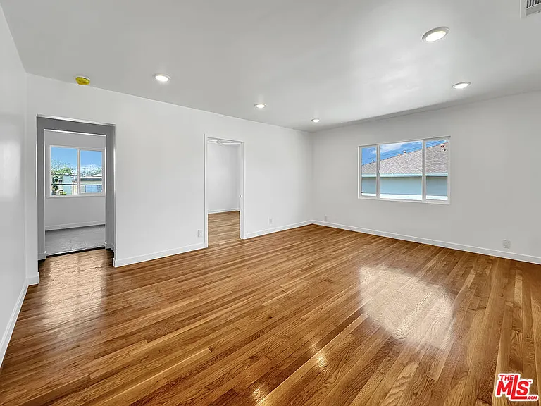 4161 Marlton Ave #D — Photo 3