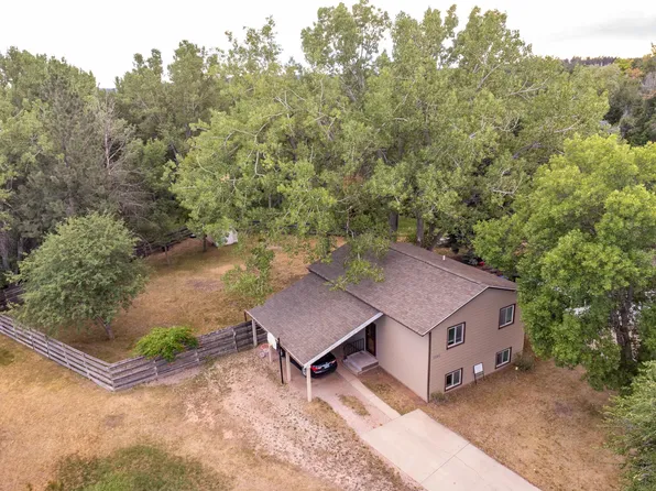 3246 Hall St, Rapid City, SD 57702