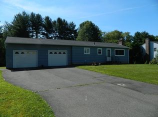 30 Justice Dr, Amherst, MA 01002