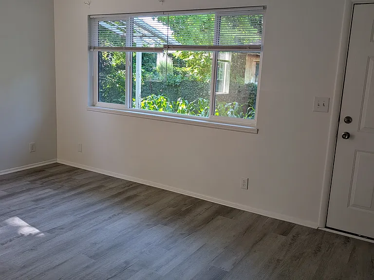 418 S Elder St #418 — Photo 5