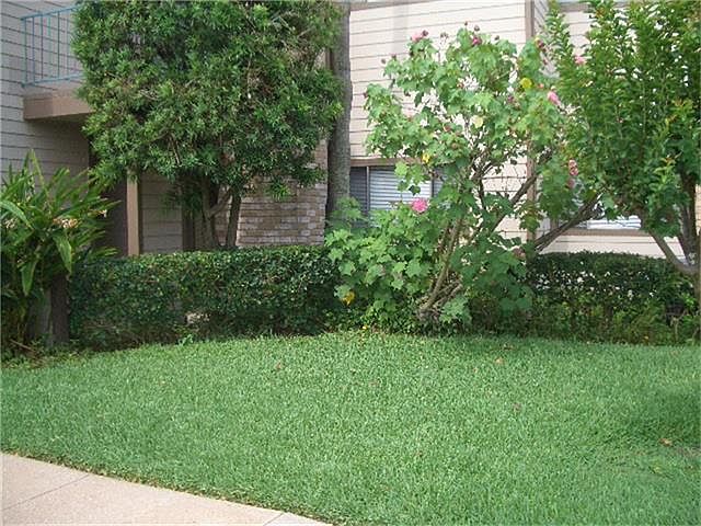 1st image of 7077 N Holiday Dr