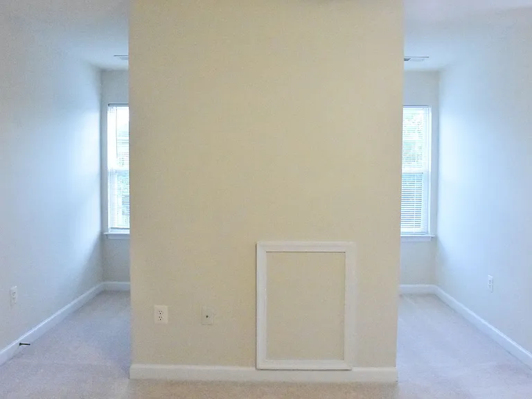 1310 Walker Dr — Photo 29