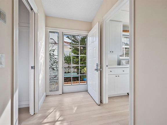 5th image of 8317 SE Double Tree Drive