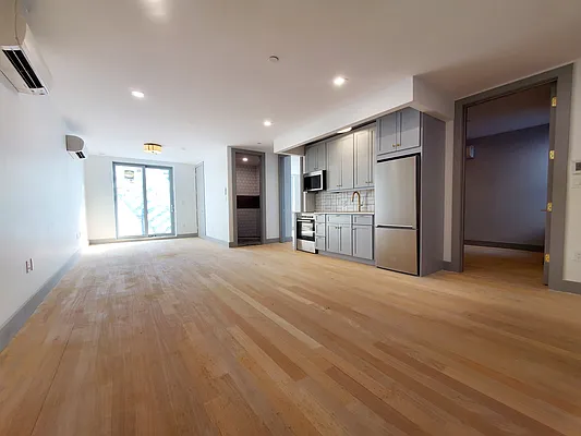 Rented by Sunshine Management Group, LLC | media 11