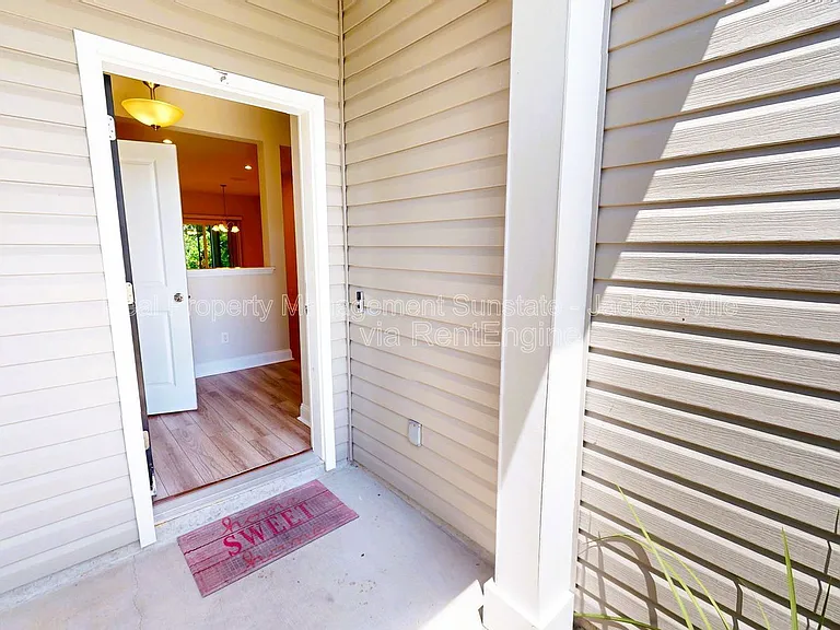 11979 Calvesta St — Photo 5
