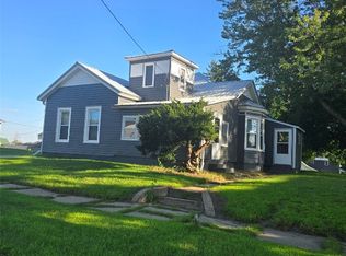406 Broadway St, Oxford Junction, IA 52323