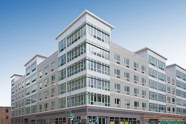 Rented by aptsandlofts.com