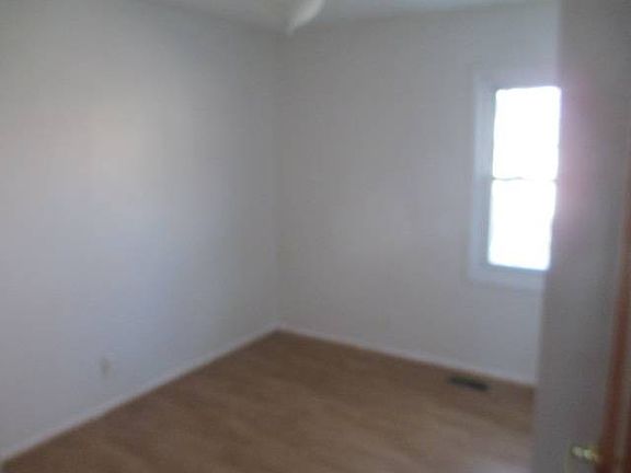 5th image of 1615 Walker Ave