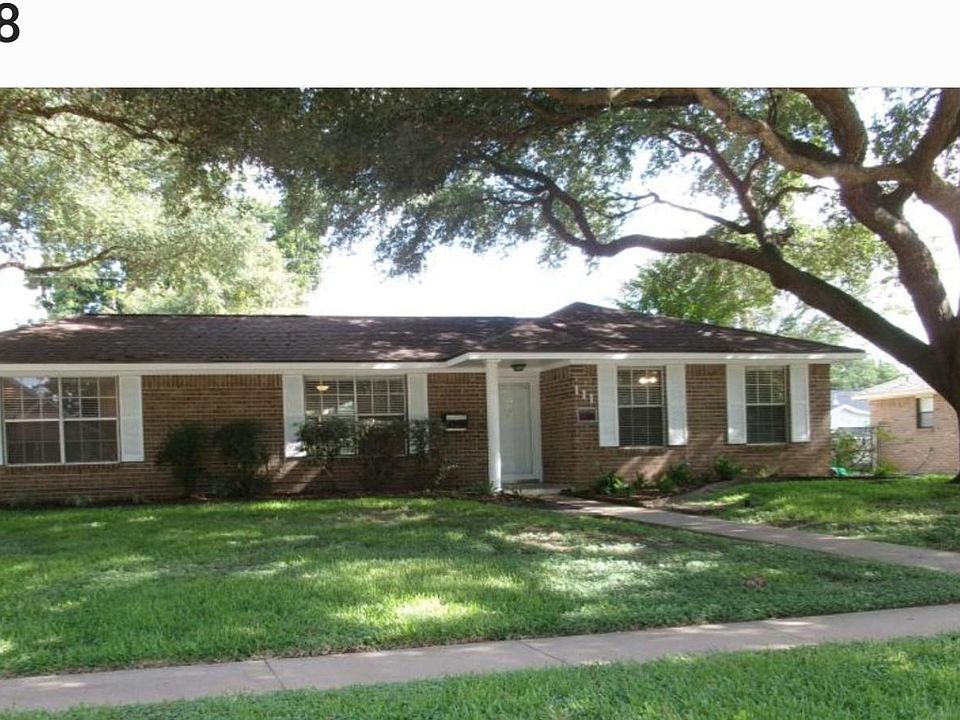 1st image of 111 Lakeview Dr