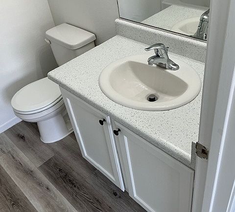 4th image of 5184 Heddell Ct #0