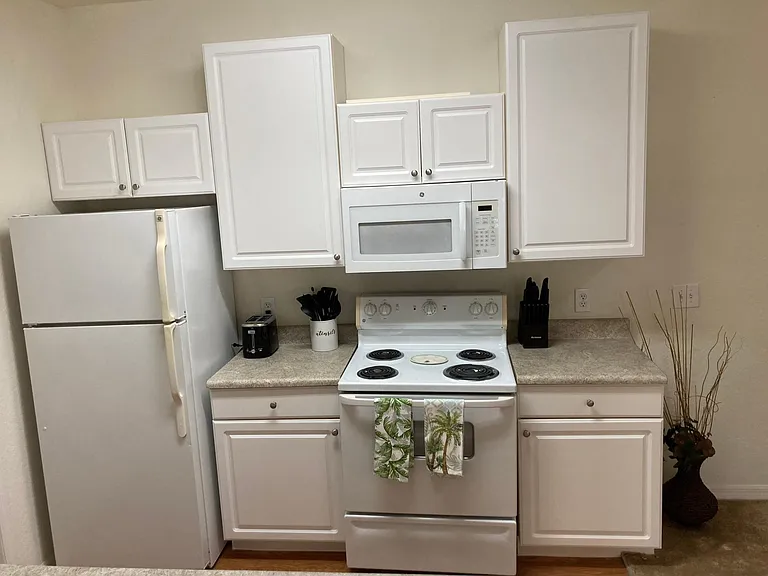 6004 Hemingway Cir #6004 — Photo 11