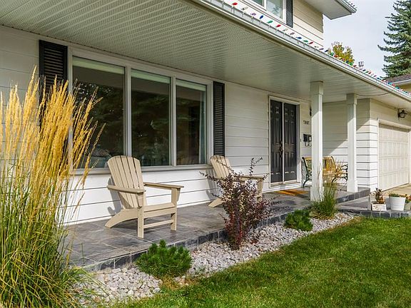 3rd image of 7007 SE Kenosee Pl SW