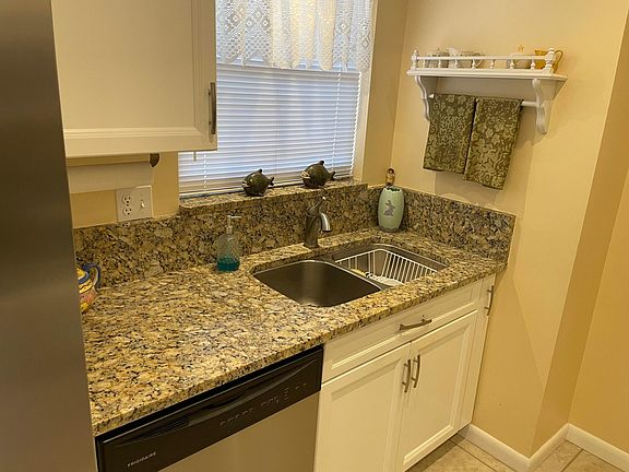 3rd image of 225 Bonnie Drive #301