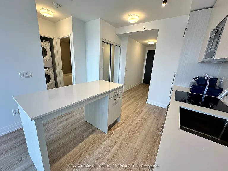 286 Main St #2211 — Photo 4
