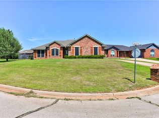 2338 Tailwinds Dr, Purcell, OK 73080