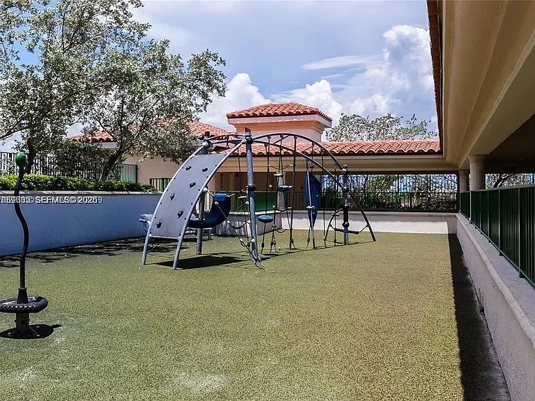 19900 E Country Club Dr #310 — Photo 12