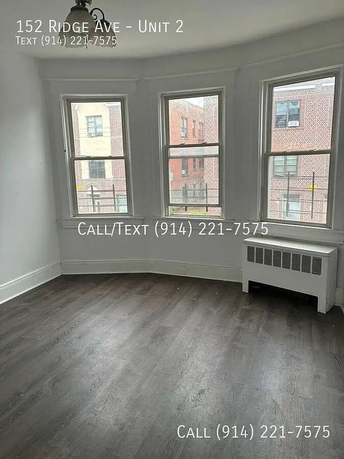 3 bed, 1.0 bath, $3,250 — Photo 1