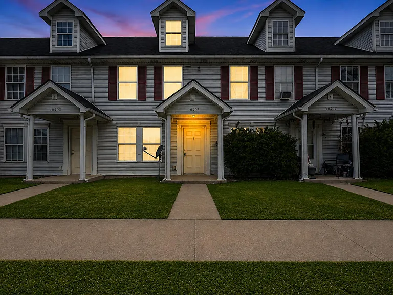 10405 Hillpark Dr — Photo 14