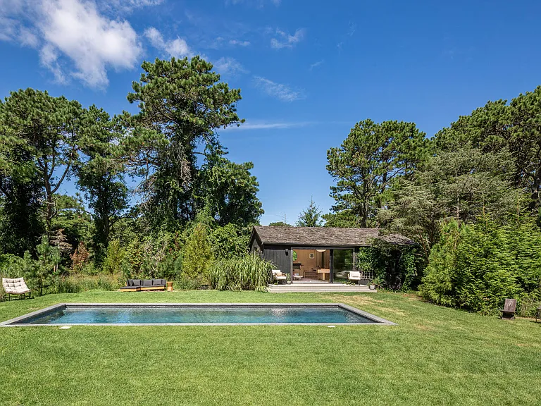 17 Bay View Ave — Photo 32