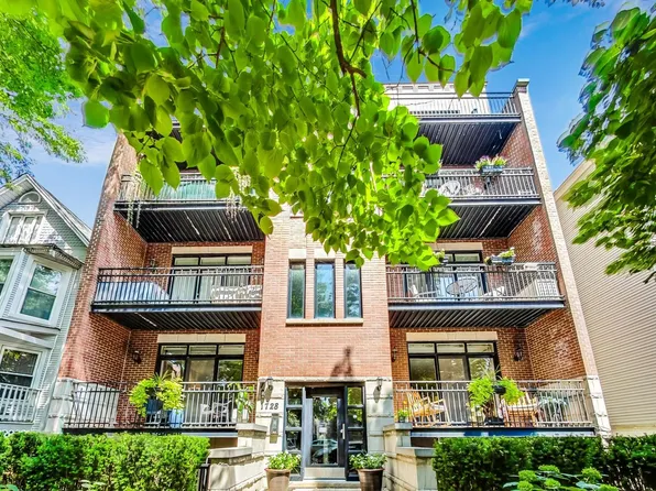 1728 W Roscoe St APT 3E, Chicago, IL 60657