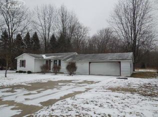 3300 E Lansing Rd, Bancroft, MI 48414