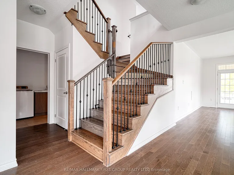 86 Maskell Cres — Photo 8