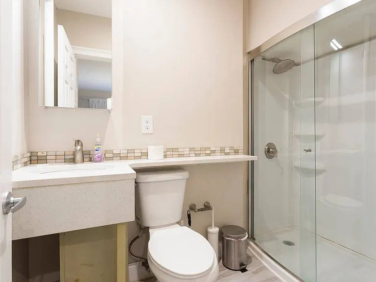 307 E 93rd St #1FE — Photo 4