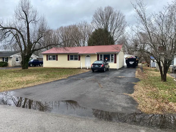 715 Clark Cir, Bowling Green, KY 42103