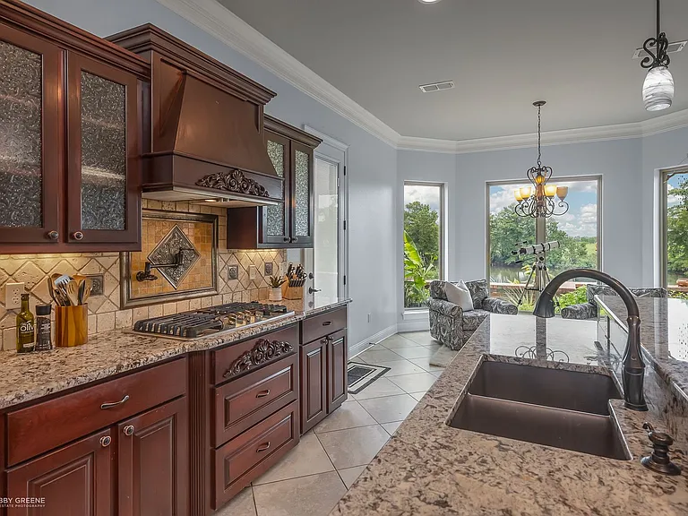 205 Beau Sejour Dr — Photo 12