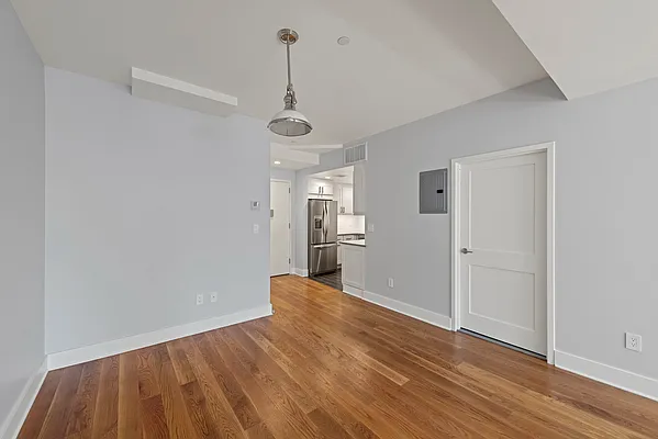 Rented by Compass | media 31