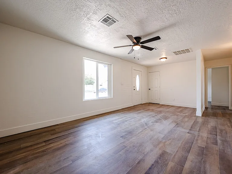1722 E Atlanta Ave — Photo 19