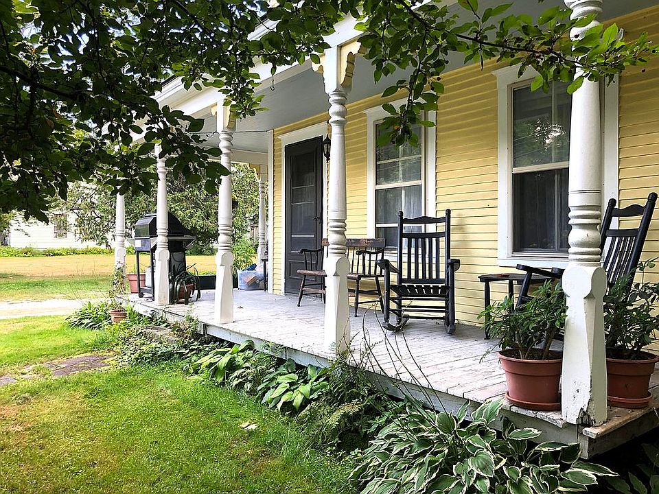 Front porch - Main House