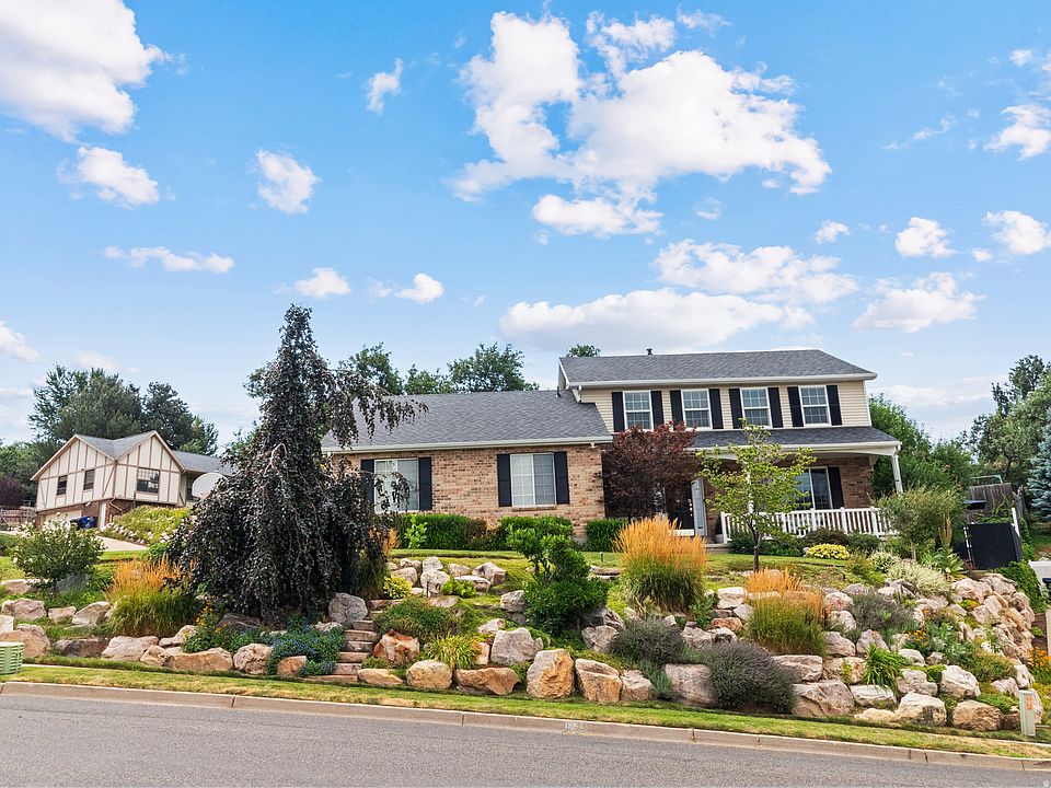 1st image of 557 S Moss Dr