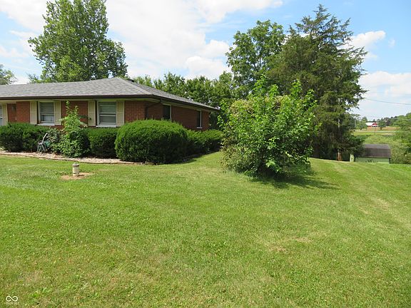 3rd image of 6075 N Akron Dr