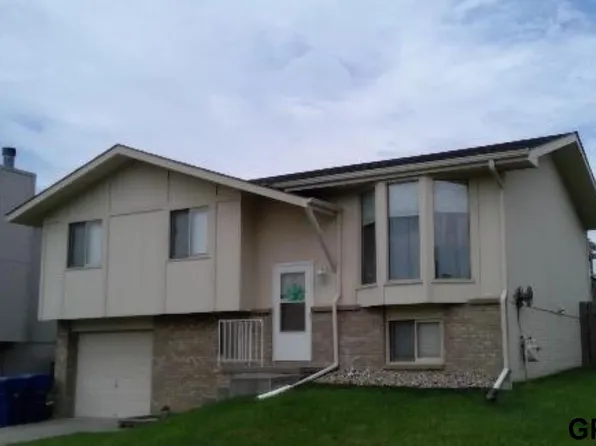 2533 NW 55th St, Lincoln, NE 68524