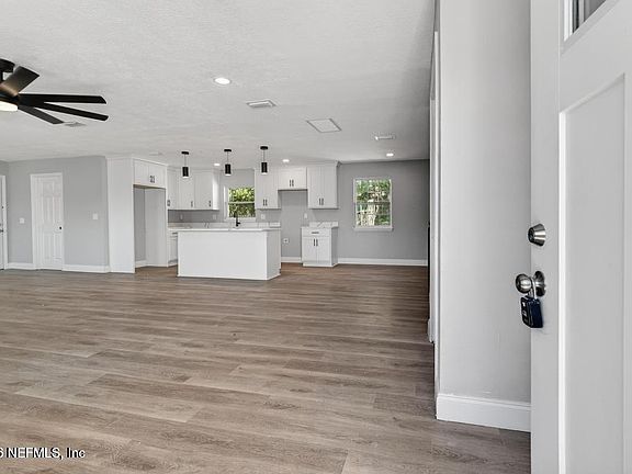 5th image of 4040 COVE SAINT JOHNS Road