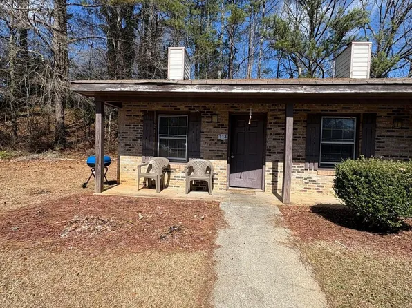 114 Mitchell Cir, Carrollton, GA 30117