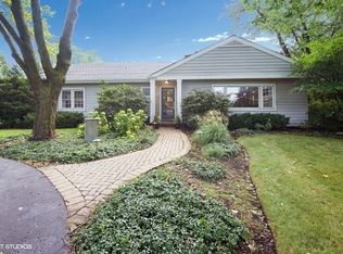 209 Chester Ln, Prospect Heights, IL 60070