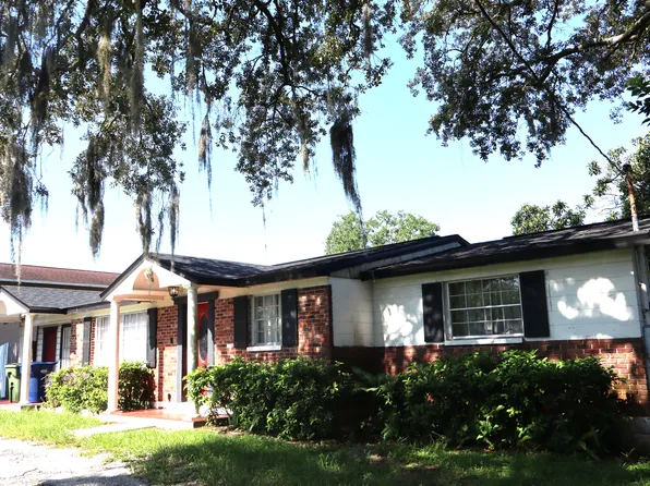 11404 N 52nd St, Tampa, FL 33617