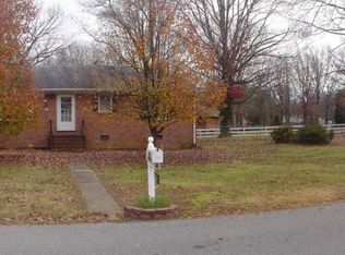 231 Ravenscroft Dr, Richmond, VA 23236