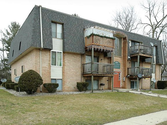 4th image of 1306 Michigan Ave W APT 10