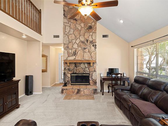 4th image of 11901 Dacca Ct