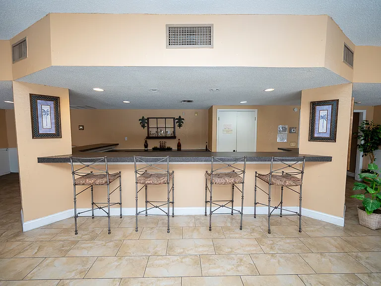 664 Kenwick Cir #103 — Photo 15