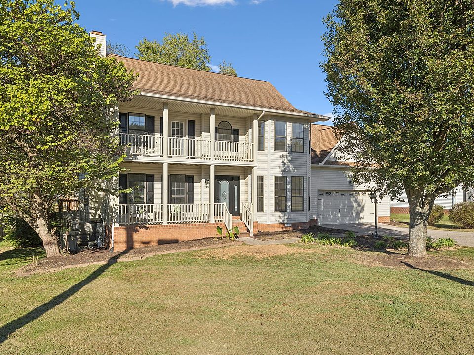 1st image of 294 Buckingham Blvd