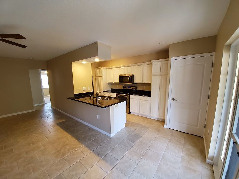 1st image of 421-425 Menendez St #421-04