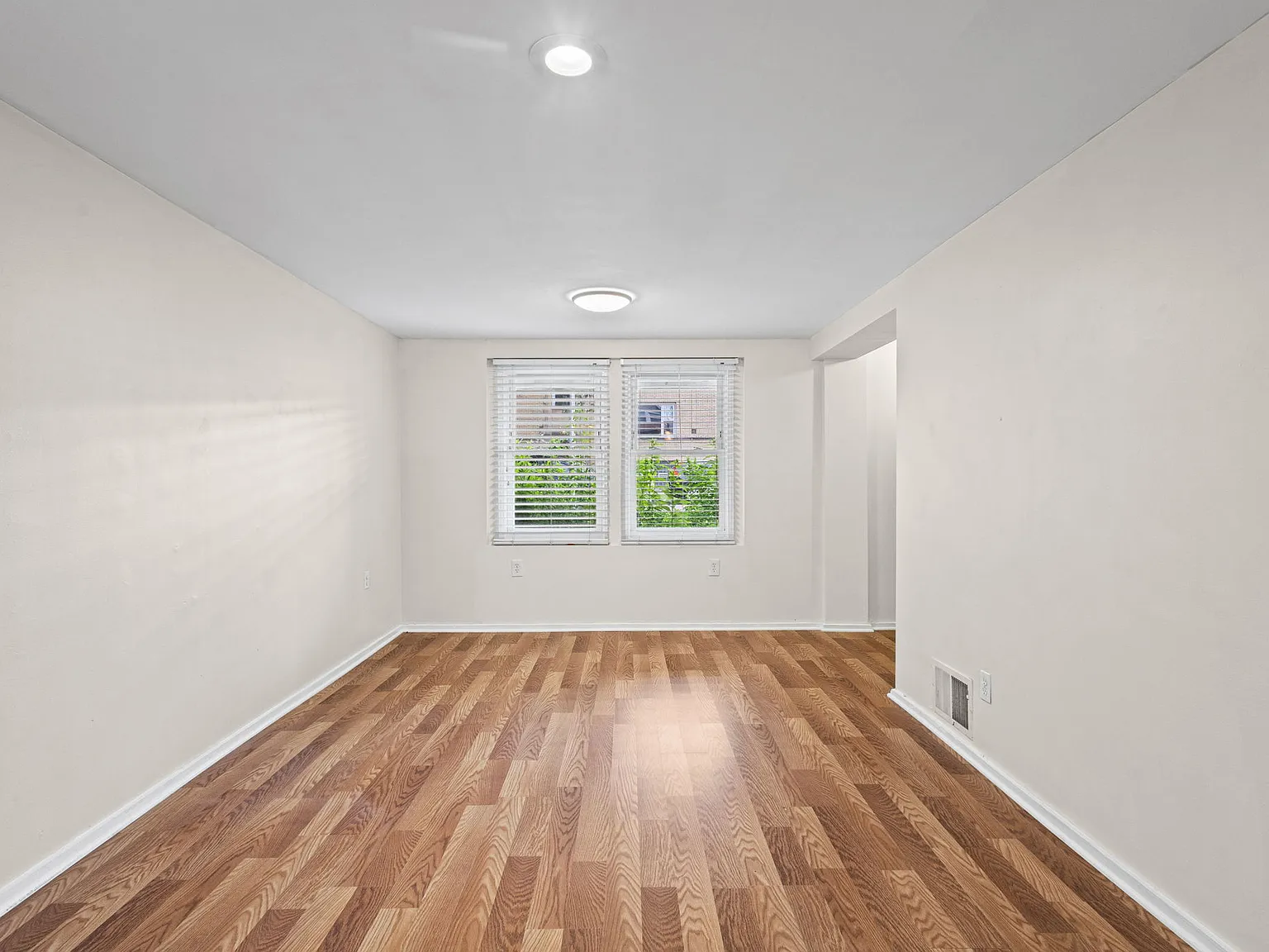 2 bed, $1,850 — Photo 3