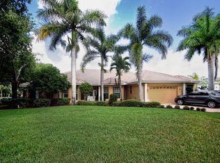 1805 Piccadilly Cir, Cape Coral, FL 33991
